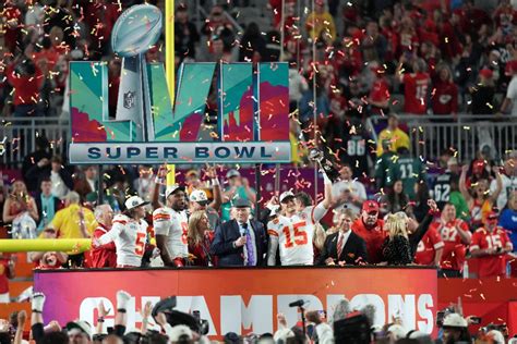 Super Bowl LVII: En triumf för Chiefs, en rysare av historiens dimensioner