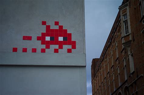  Den historiska betydelsen av  Space Invader: 2019 i konsten och det japanska samhället